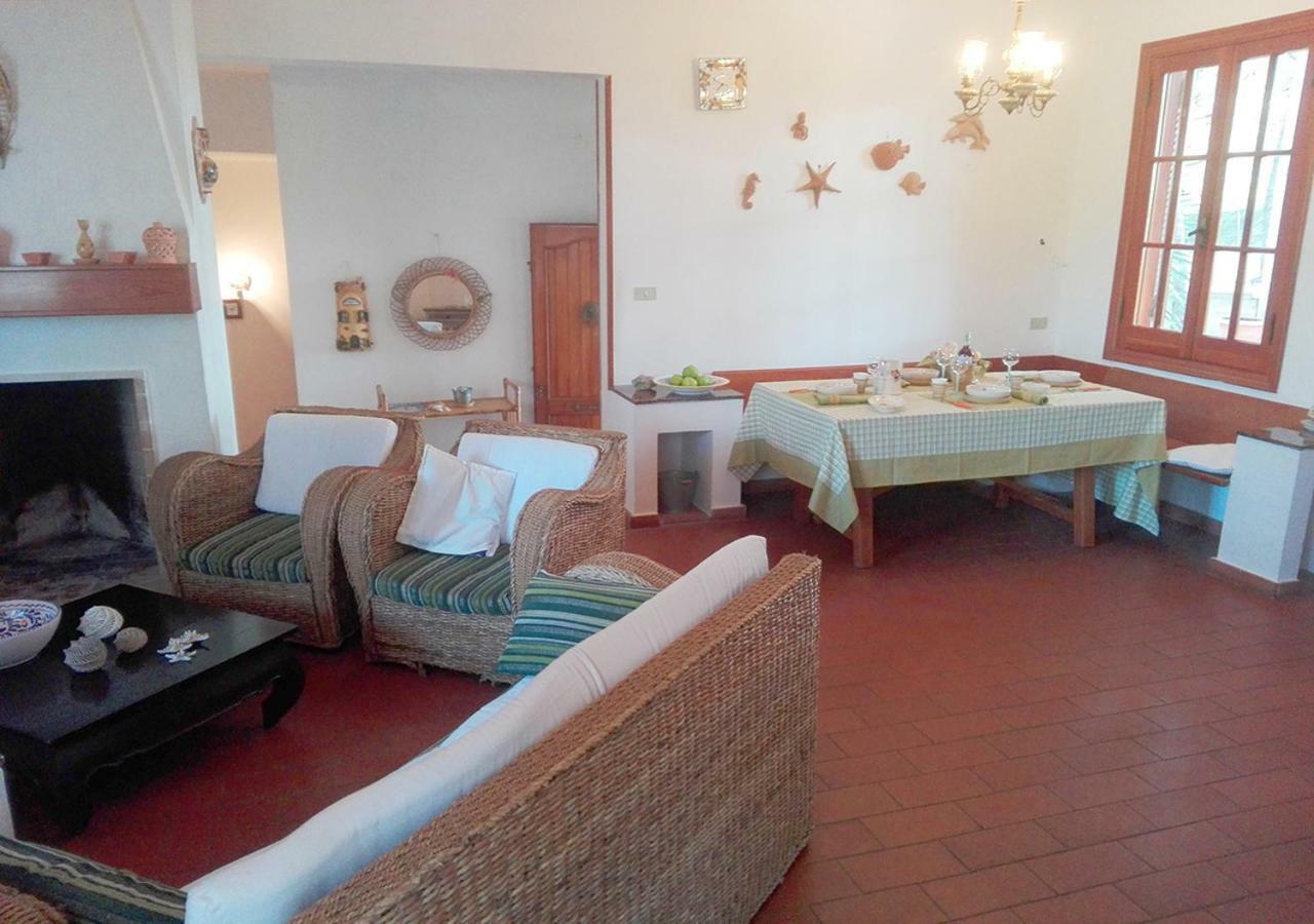 Villa Baia Di Gallipoli Bagian luar foto